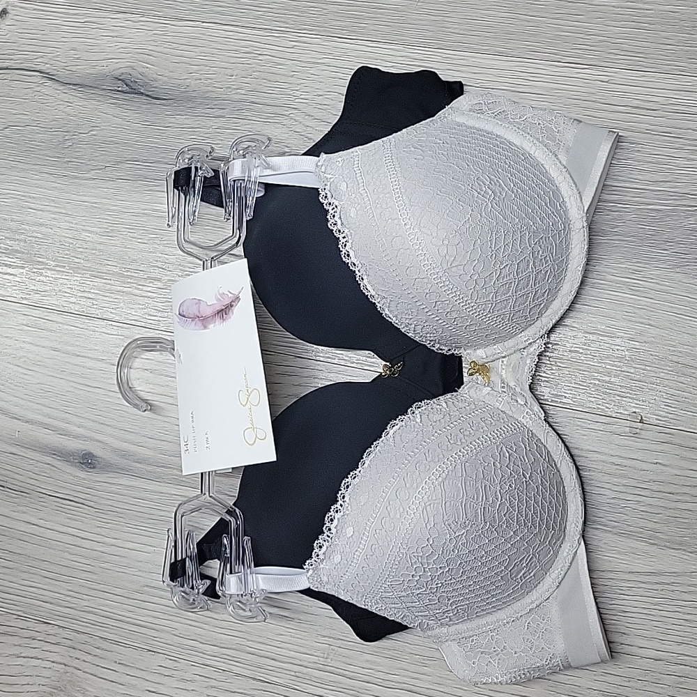JESSICA SIMPSON BRAS
